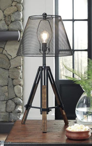 Leolyn Table Lamp