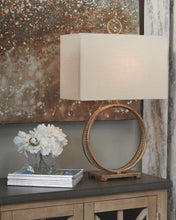 Load image into Gallery viewer, Mahala Table Lamp