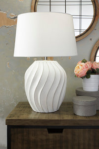 Hidago Table Lamp