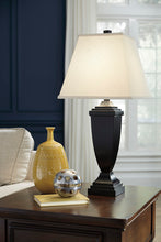 Load image into Gallery viewer, Amerigin Table Lamp Set of 2