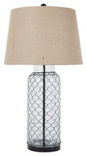 Load image into Gallery viewer, Sharmayne Table Lamp