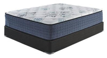 Load image into Gallery viewer, Mt Dana Firm King Mattress