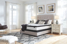 Load image into Gallery viewer, Chime 12 Inch Hybrid Queen Mattress in a Box