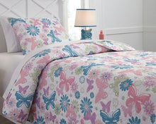 Load image into Gallery viewer, Jobeth 2Piece Twin Quilt Set