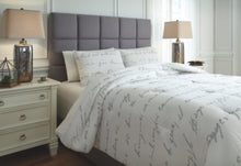 Load image into Gallery viewer, Adrianna 3Piece Queen Comforter Set