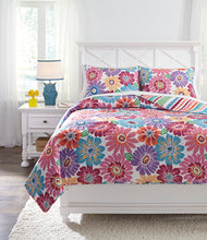 Load image into Gallery viewer, Alexei 3Piece Full Quilt Set