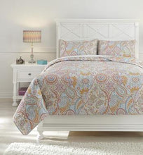 Load image into Gallery viewer, Jessamine 3Piece Full Coverlet Set
