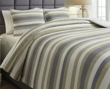 Load image into Gallery viewer, Isaiah 3Piece King Comforter Set