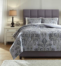 Load image into Gallery viewer, Susannah 3Piece King Comforter Set