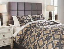 Load image into Gallery viewer, Scylla 3Piece King Comforter Set