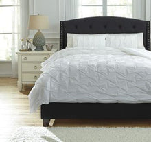 Load image into Gallery viewer, Rimy 3Piece Queen Comforter Set