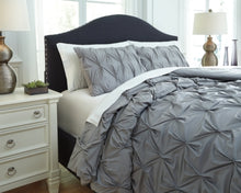 Load image into Gallery viewer, Rimy 3Piece Queen Comforter Set