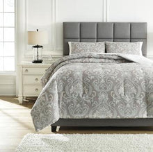 Load image into Gallery viewer, Noel 3Piece Queen Comforter Set