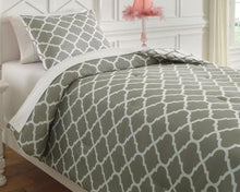 Load image into Gallery viewer, Media 2Piece Twin Comforter Set