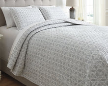 Load image into Gallery viewer, Mayda 3Piece King Quilt Set