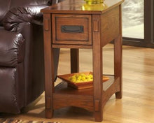 Load image into Gallery viewer, Breegin Chairside End Table