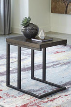 Load image into Gallery viewer, Johurst Chairside End Table