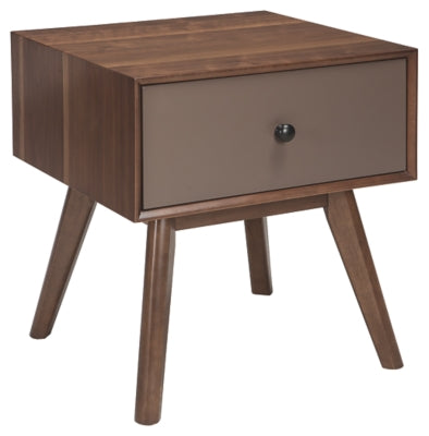 Lynnifer End Table
