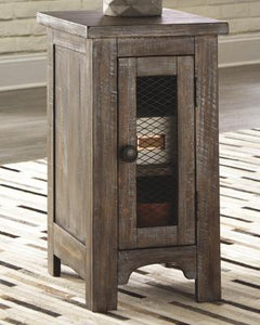 Danell Ridge Chairside End Table