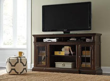 Load image into Gallery viewer, Roddinton 72 TV Stand